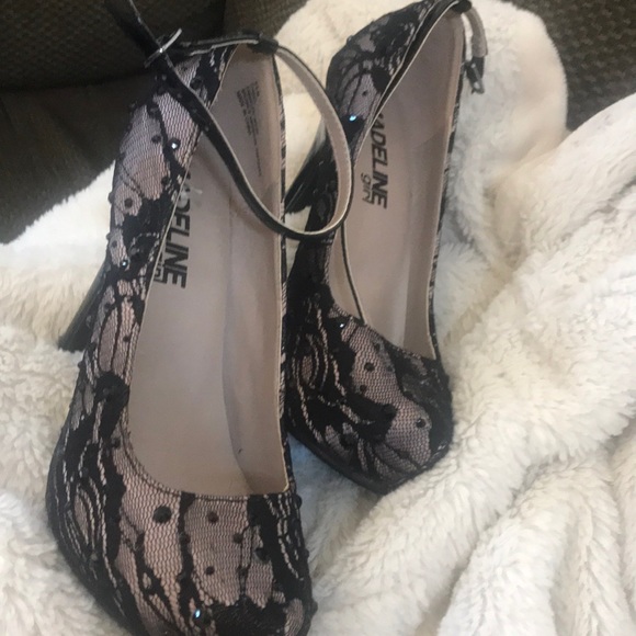 High heels - Picture 3 of 7